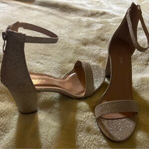 Women’s formal shoes